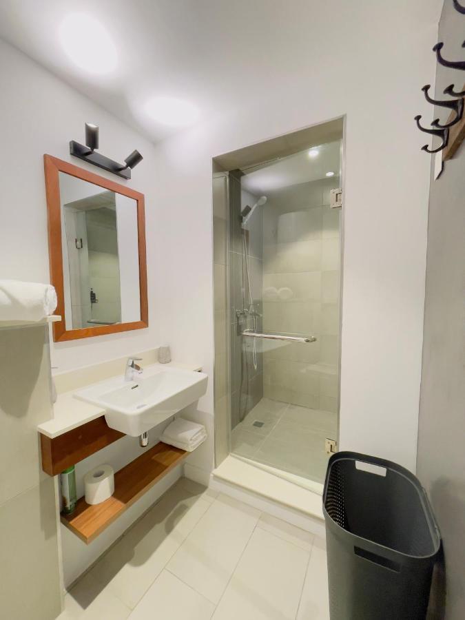 Studio 213 - Ebene Square Quatre Bornes Zewnętrze zdjęcie